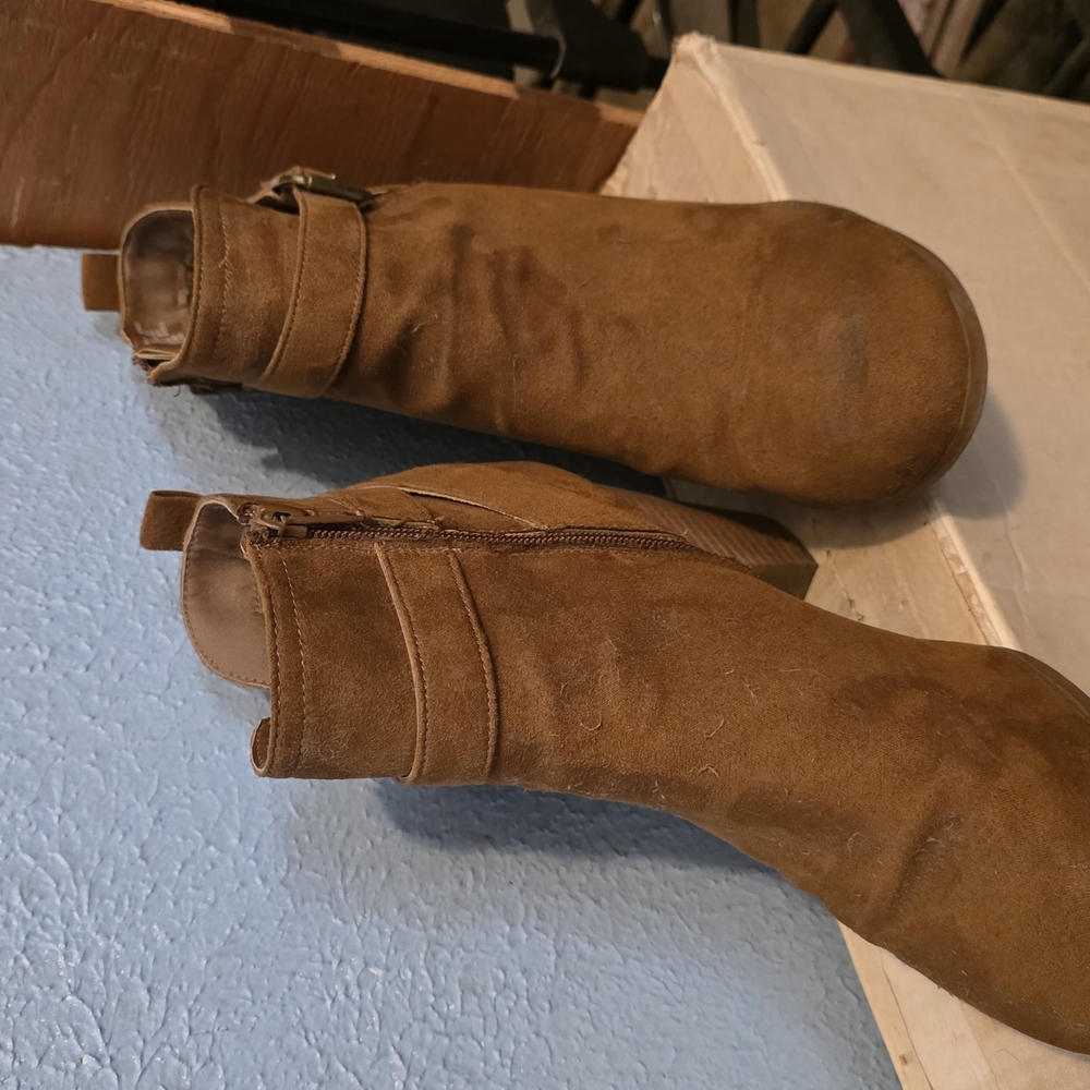 Time and Tru Brown Ankle Boots